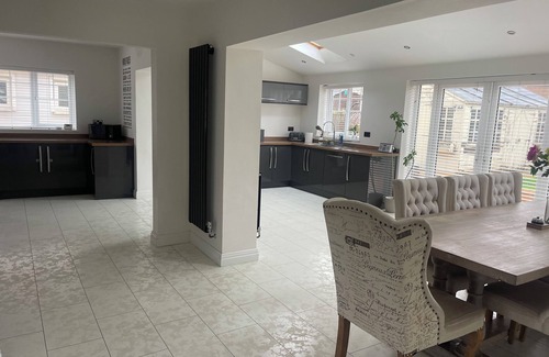 Peterlee House | Hidden Beauty in Peaceful Place