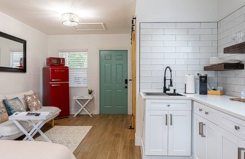 South Palm Park Neighborhood Association Cottage | Hidden Gem #2 @ Lake Worth