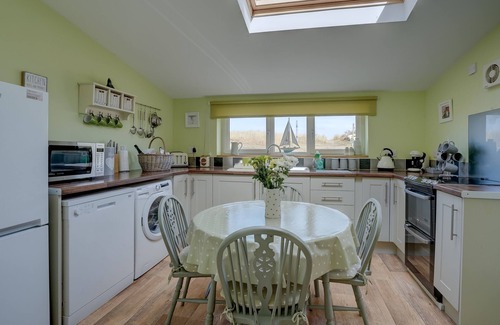 Winterton-on-Sea Apartment | Hidden Gem | East Ruston Cottages
