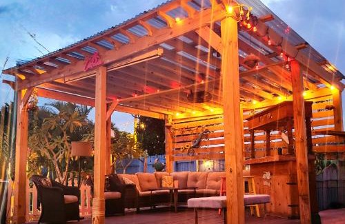 Greenacres House | Hidden Oasis