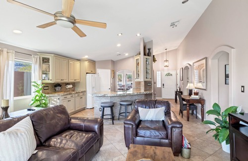 North Mountain House | Hidden Paradise by Phoenix Mountains.