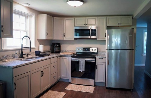 Fountainhead-Orchard Hills Apartment | Hidden Sanctuary (Hagerstown, MD)