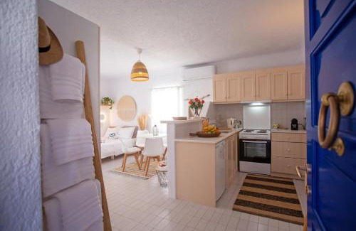 Agios Ioannis Apartment | Hidden Serenity