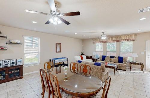 Scenic Oaks House | Hidden Springs Oasis