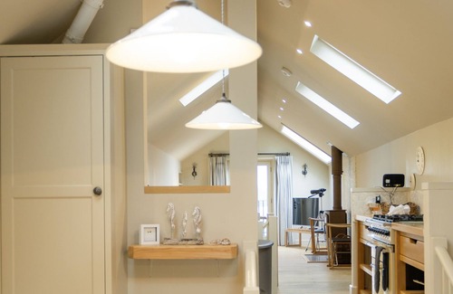 Salcombe House | Hidden Treasure - Estuary View, Stylish, Garden