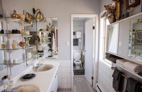 Whitehorse Bed & Breakfast | Hidden Valley Bed and Breakfast