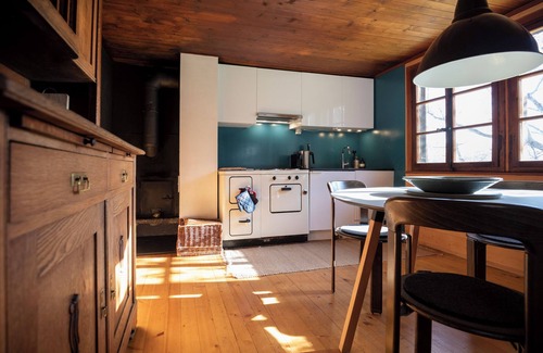 Martisberg Ski Chalet | Hide-away chalet in the Swiss mountains with sauna