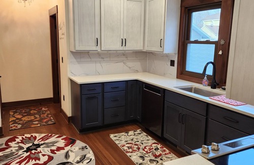 Clear Lake House | Hide Away Shanty -HAS. Charming and beautifully renovated 3-bedroom house. n