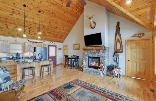 Unaka Cabin | Hideaway Ridge Cabin