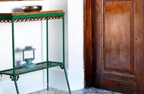 Galata Apartment | High ceilings, first floor & ideal location