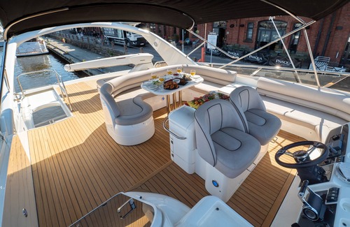 Helsinki City Centre Boat Rental | High-class and Elegant Luxury Yacht in Helsinki - Princess 75