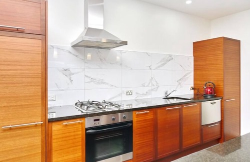 Windwhistle Apartment | High Country Villa 250-Luxury Villa in Terrace Downs