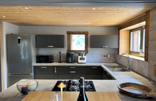 Fresse-sur-Moselle Ski Chalet | High-end BEL'M'Amiral for 15 people, magnificent view and indoor swimming pool