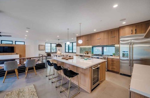 The Strand House | High End Hermosa Beach House Walk to The Strand