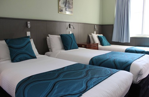 Blackheath Hotel | High Mountains Motor Inn