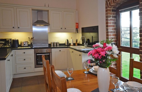 Colyton Cottage | High Quality , Rural Views Peaceful, AONB, Jurrasic Coast, Dog Friendly.