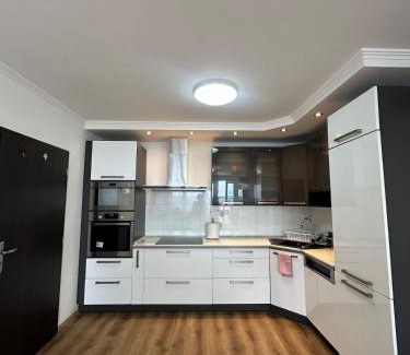 Krc Apartment | High rise cozy 2BRD flat