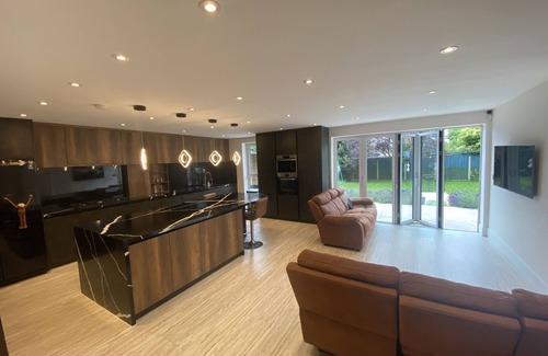 Sutton Coldfield House | High Spec Luxurious 5 Bedroom House