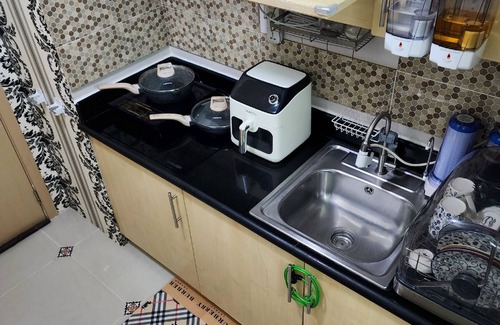 Santo Cristo Apartment | High-Tech Studio at Grass Residences -2 persons only, Quezon City