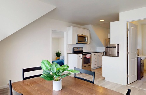 Lower Township Villa | High Tide Estate - [2BD, 1BA, POOL]