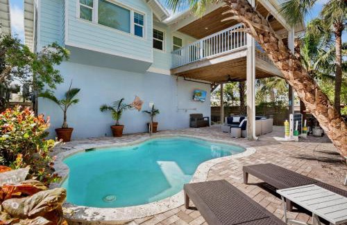 Anna Maria House | High Tide Haven