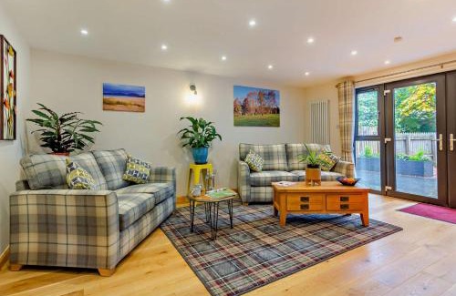 Strathpeffer House | Highfield Lodge