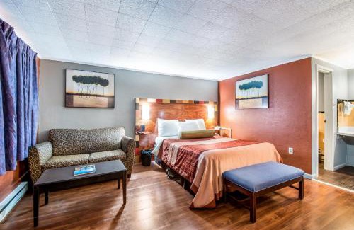 New Cumberland Hotel | Highland Inn New Cumberland