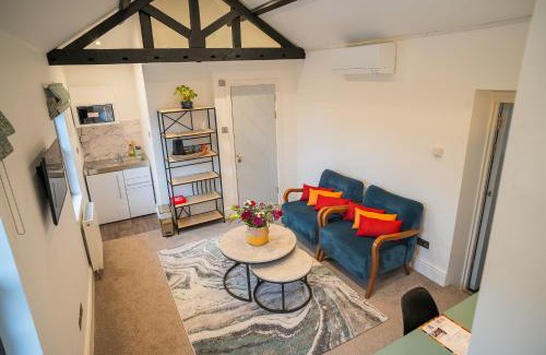 Mickleham Bed & Breakfast | Highway Cottage - Mickleham