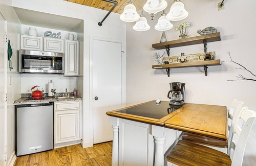 Wintergreen Condo | Hike, Bike & Explore: Wintergreen Resort Condo