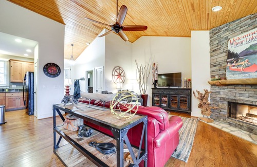 Bear Lake Reserve Cottage | Hike & Boat: Cozy Bear Lake Cottage!