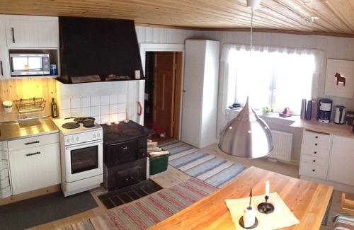 Sarna Cottage | Hiking, 700 m altitude, Sauna. Down hill- & Cross country trails-tracks
