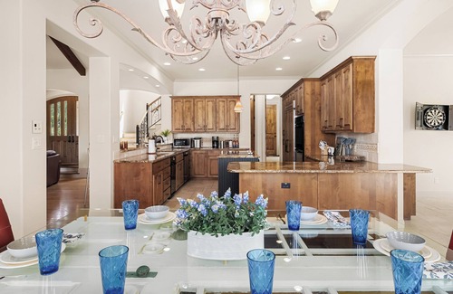 Bear Creek House | Hill Country Views w/cold plunge, sauna, fire pit, grill on 10 acres!