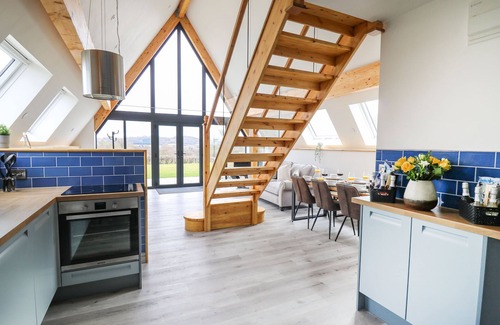 Llandrindod Wells Cottage | HILL RADNOR - THE SHEEPFOLD, pet friendly in Llandrindod Wells