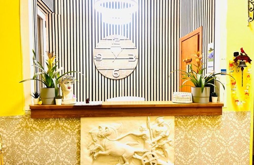 Rione XVIII Castro Pretorio House | Hill town guesthouse