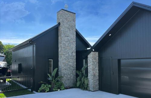 Tauranga Villa | Hillbrook - a luxurious guesthouse