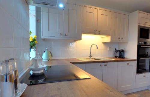 Kilrush Apartment | Hillcrest Luxury Apartment