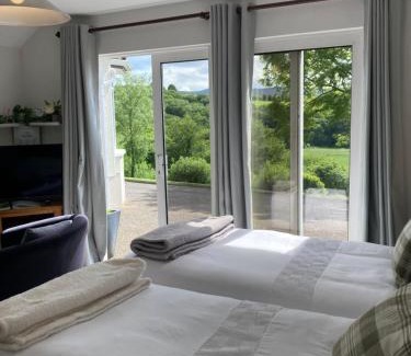 Omagh House | Hillside Hideaway