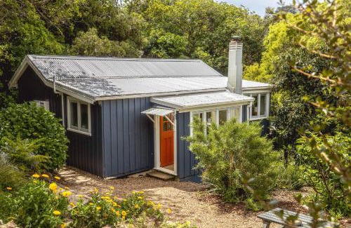 Ostend House | Hillside Hideaway