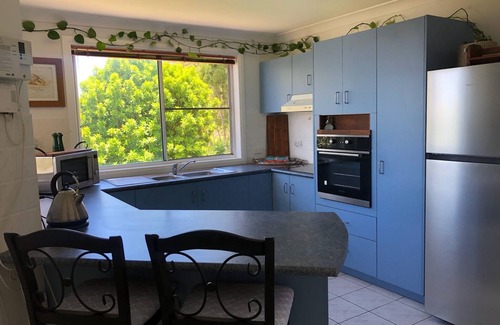 Coffs Harbour House | Hillside Serenity, Coffs Harbour