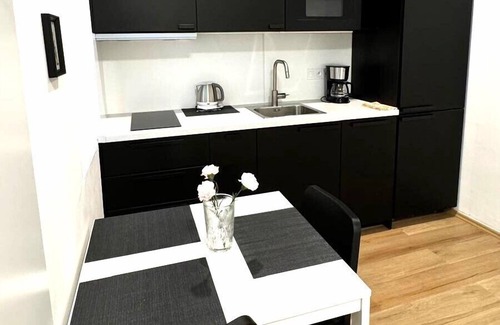 Kosire Apartment | Hillside Studios