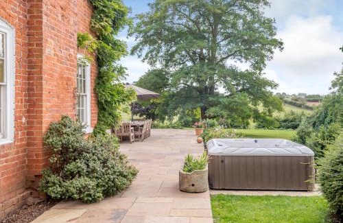 Tenbury Wells House | Hilltop House