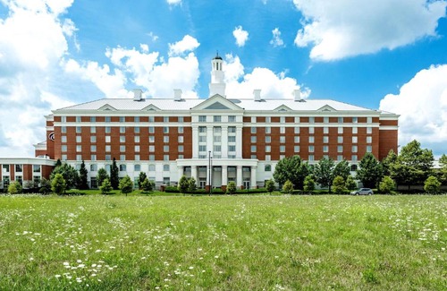 Easton Hotel | Hilton Columbus at Easton