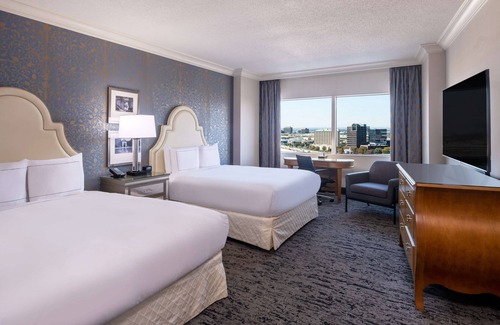 North Dallas Hotel | Hilton Dallas Lincoln Centre by the Galleria