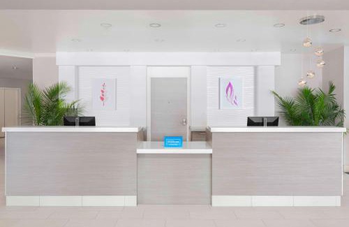 Calgary Hotel | Hilton Garden Inn Calgary Airport