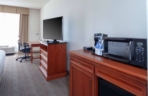 Paw Creek Hotel | Hilton Garden Inn Charlotte North