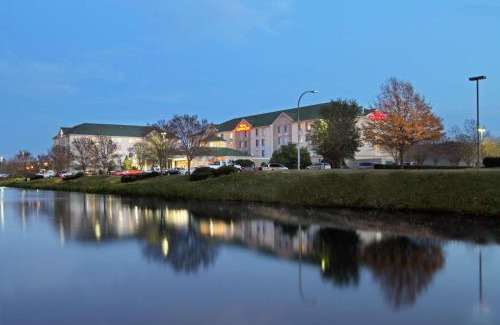 Greenbrier East Hotel | Hilton Garden Inn Chesapeake Greenbrier