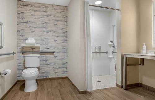 Gunter Afs Hotel | Hilton Garden Inn Montgomery - EastChase