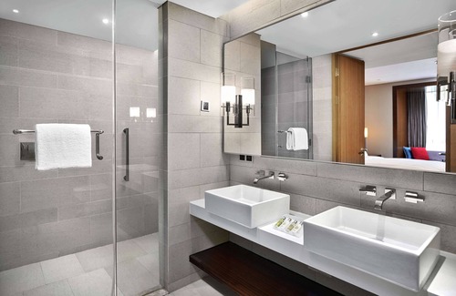 Shajing Hotel | Hilton Garden Inn Shenzhen Bao'an