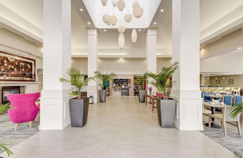St. Charles Hotel | Hilton Garden Inn Waldorf