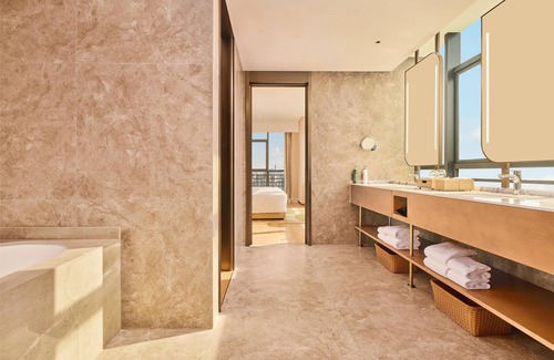 Shiqi District Hotel | Hilton Garden Inn Zhongshan South